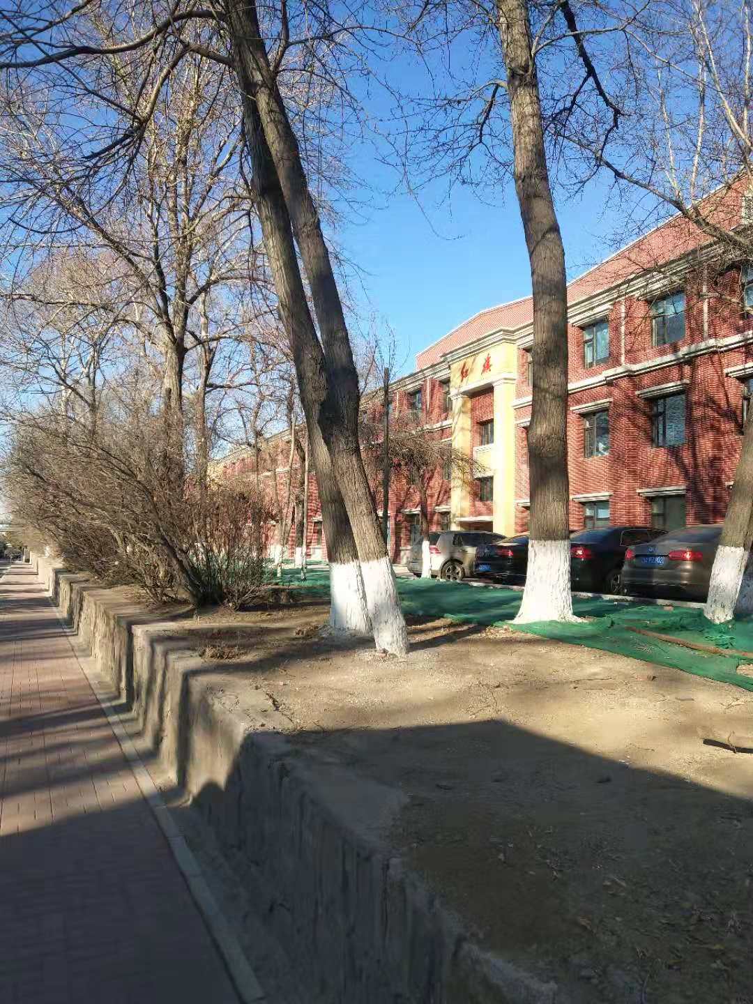 秋葵视频IOS下载无限看厂家走进红旗